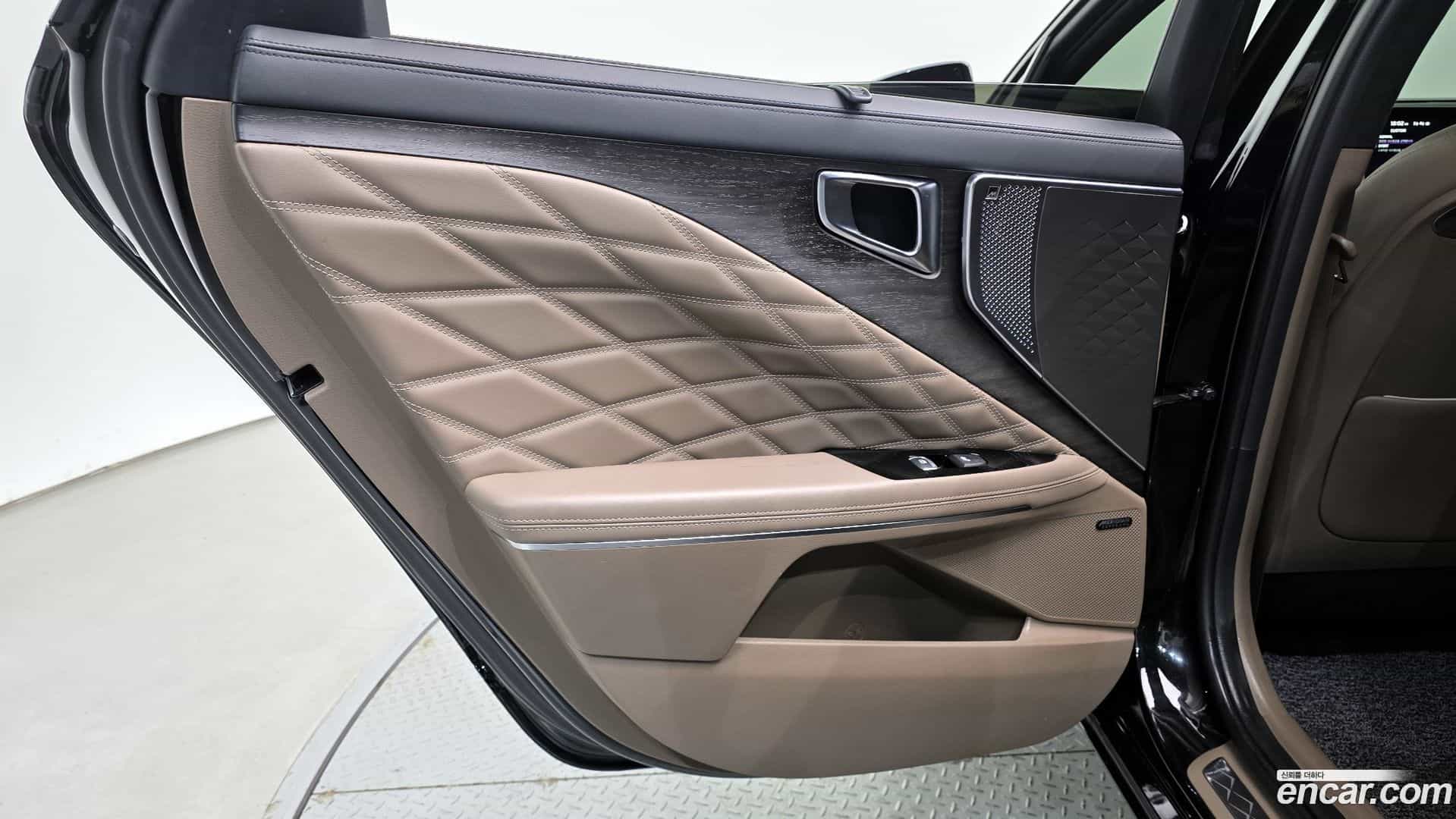 K8 Kia 2022.3-INNER-035
