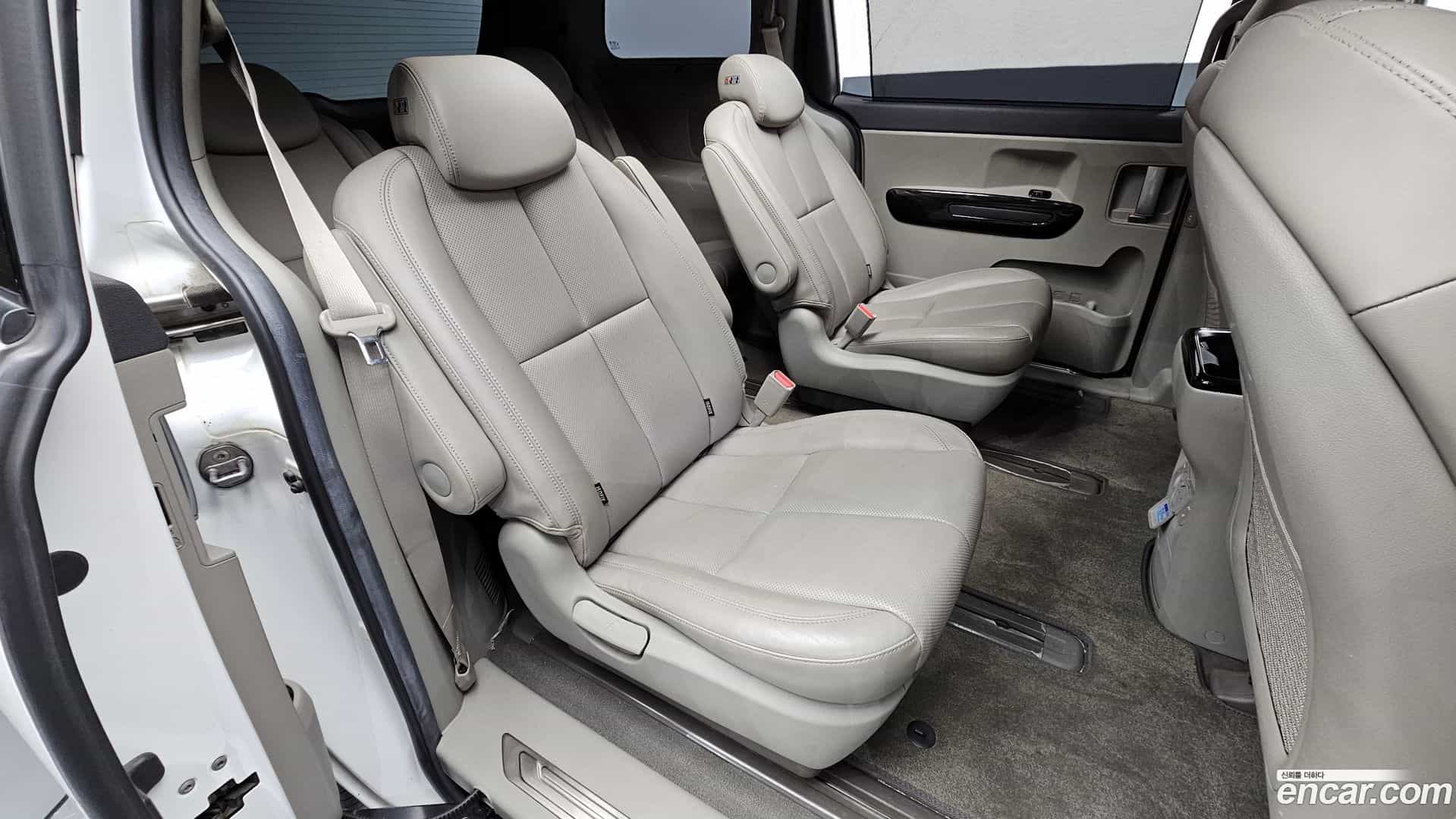 Canival Kia 2017.6-OPTION-015