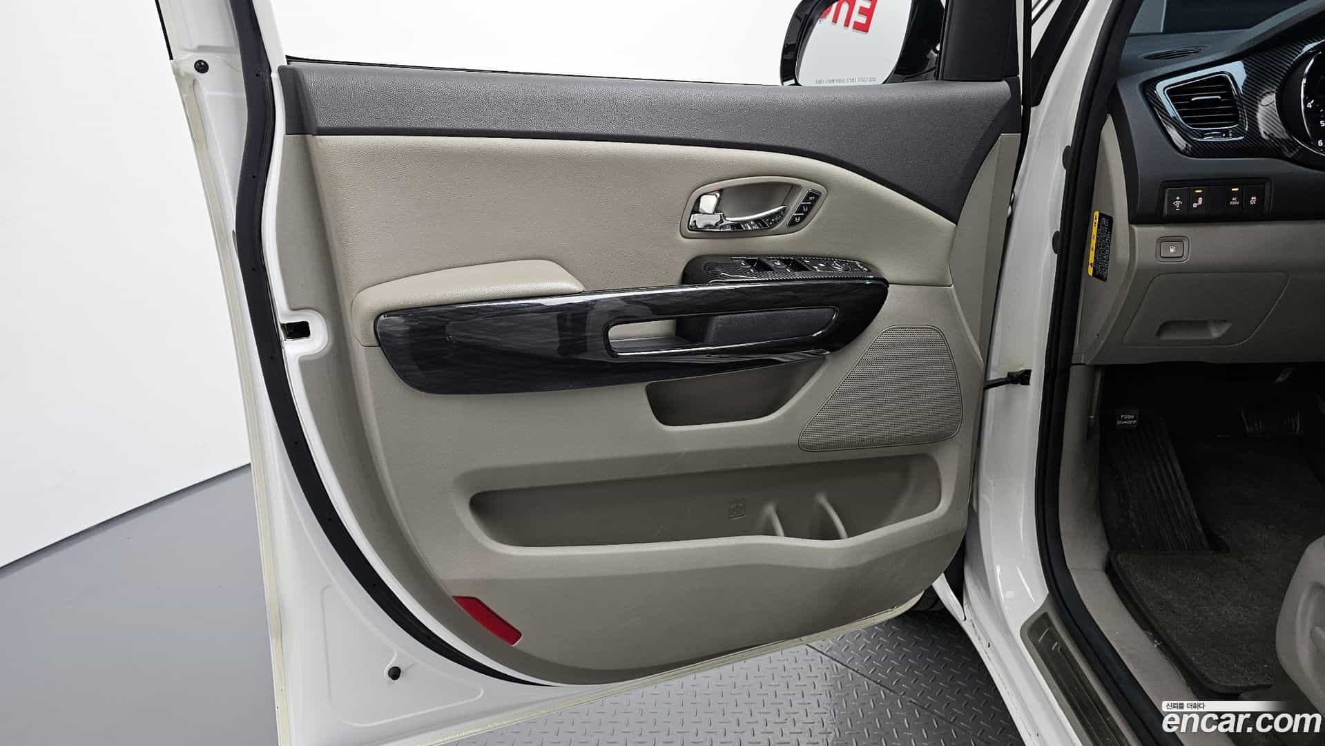 Canival Kia 2017.6-INNER-034