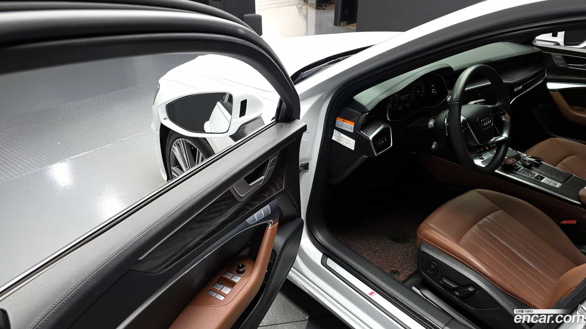 A6 Audi 2023.0-INNER-010