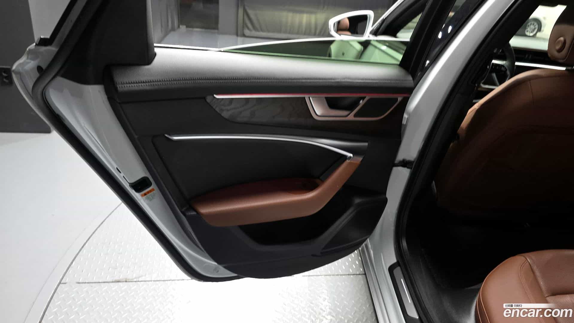 A6 Audi 2023.0-INNER-035