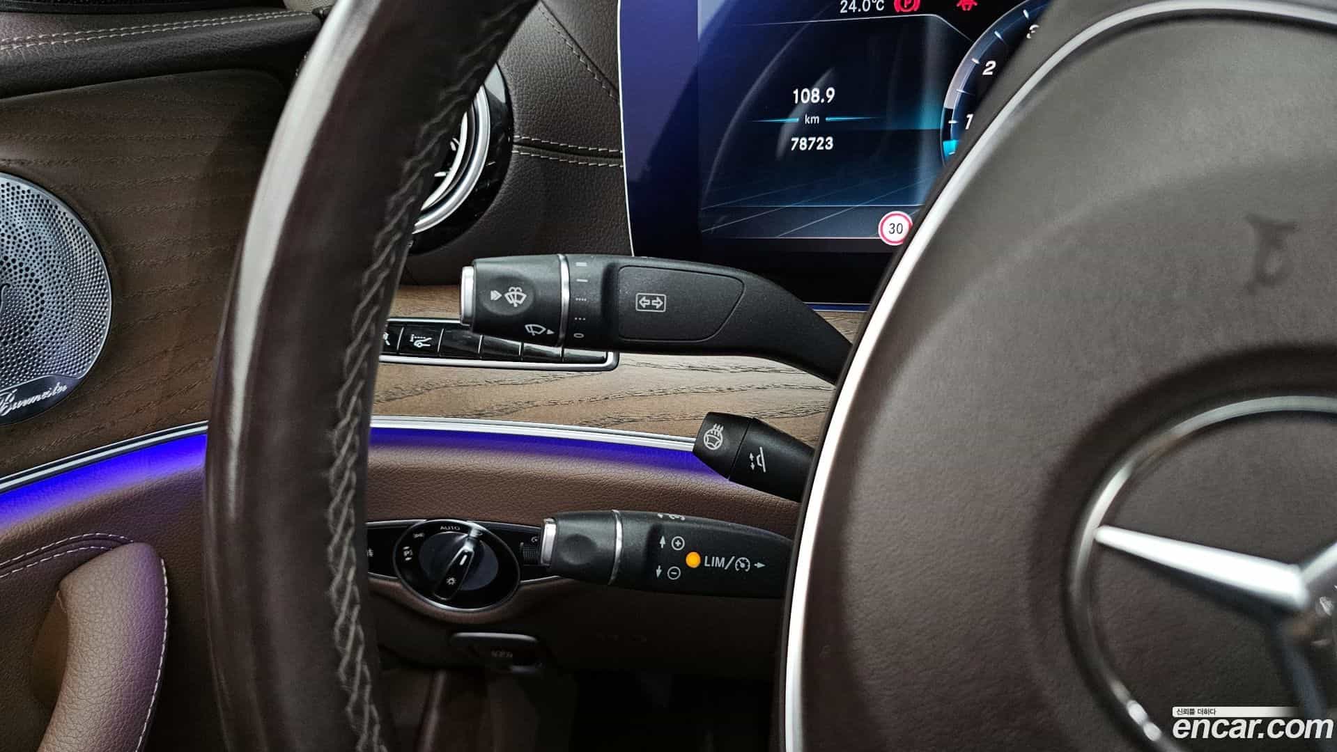E-Class Mercedes-Benz 2018.0-OPTION-020