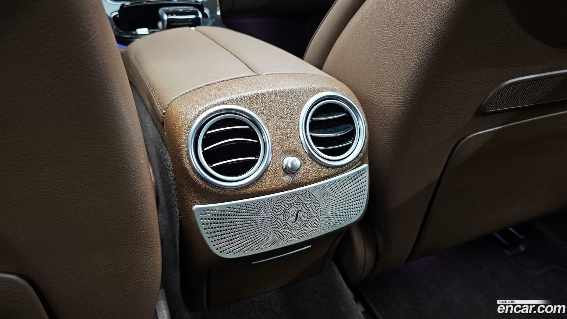 E-Class Mercedes-Benz 2018.0-OPTION-044