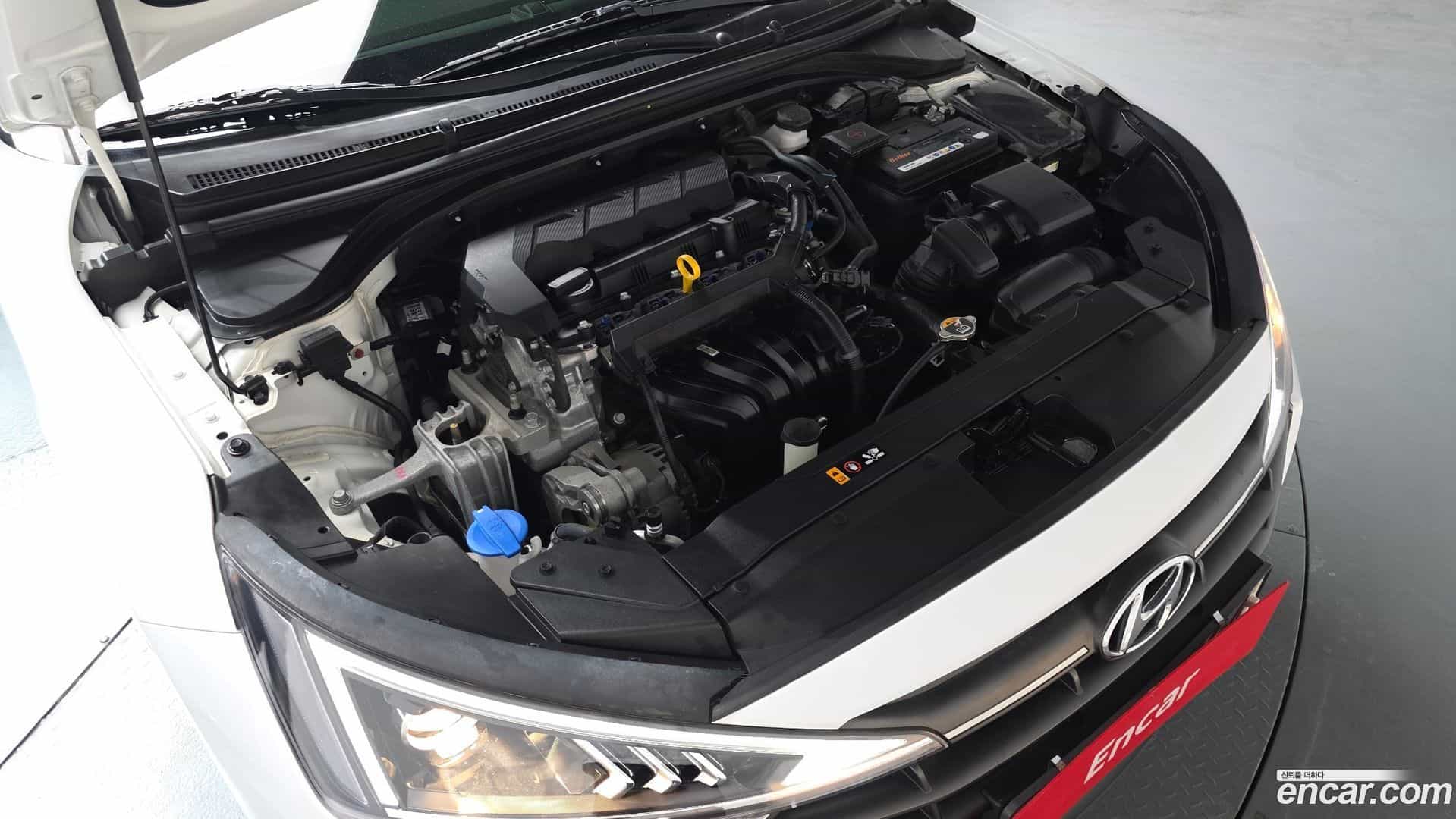 AVANTE Hyundai 2020.1-OUTER-006