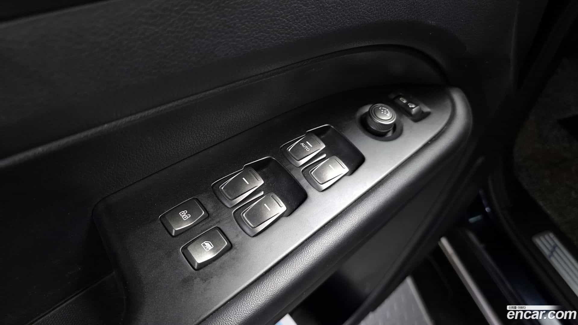 Rexton KG Mobility 2019.11-OPTION-042