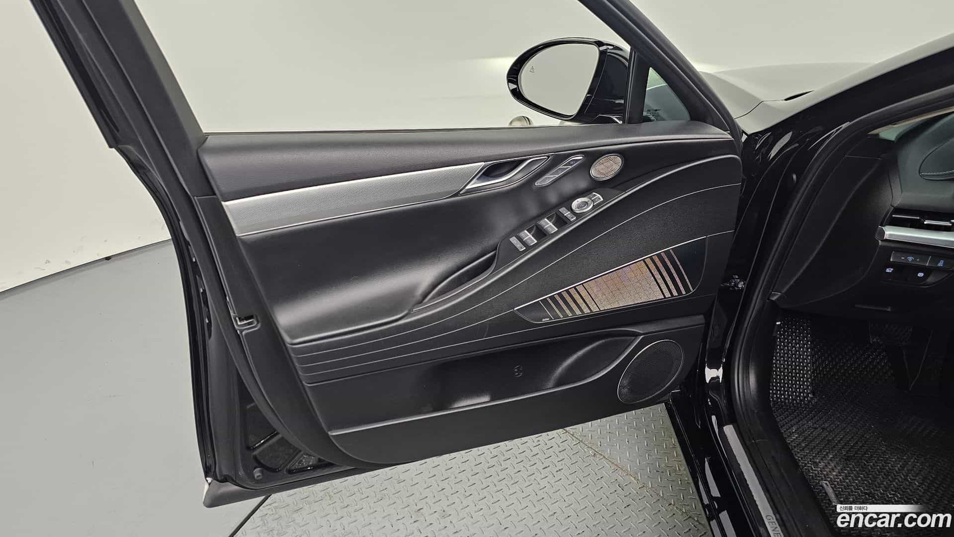 G80 Genesis 2021.7-INNER-034