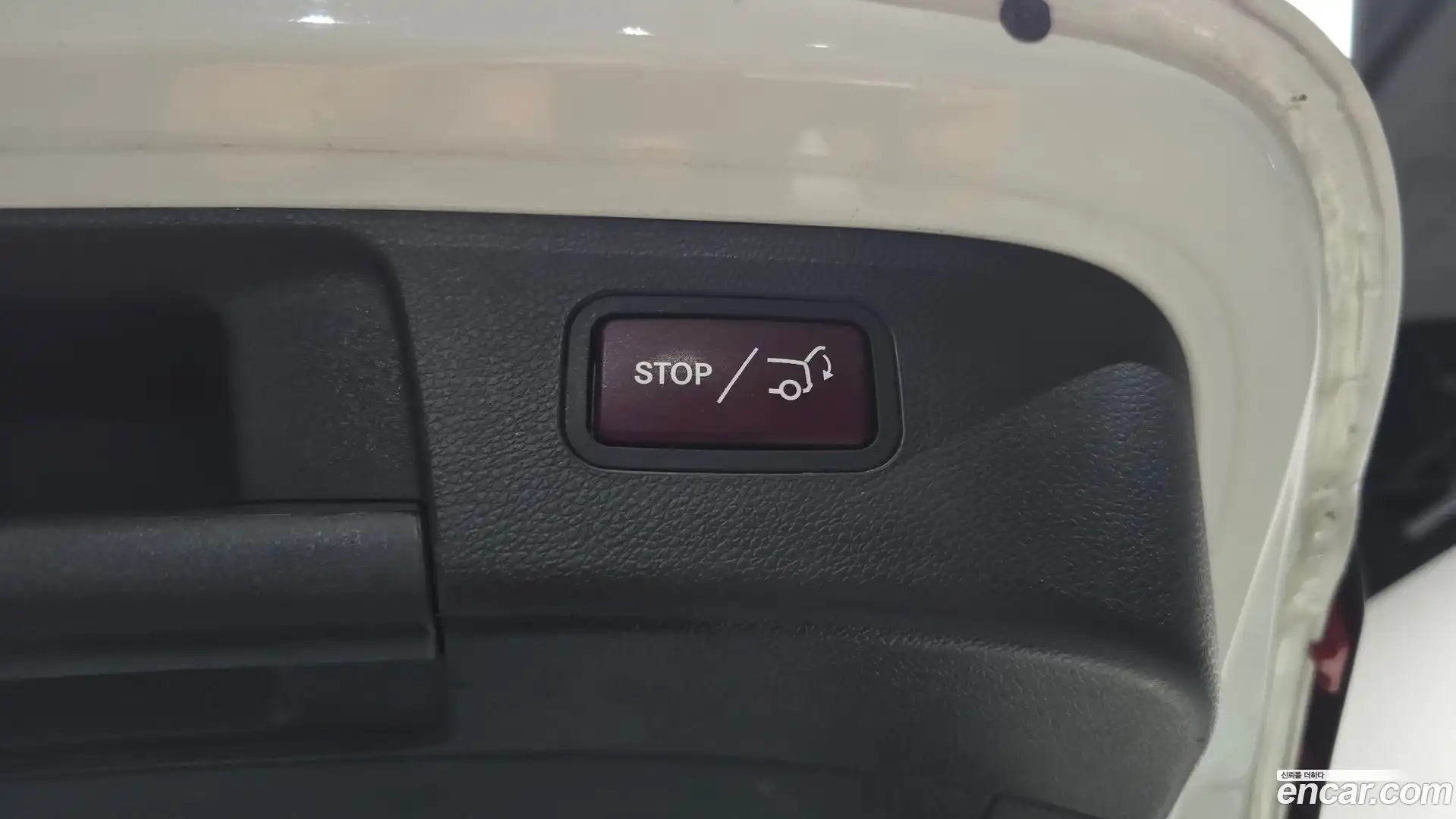 GLA-Class Mercedes-Benz 2015.11-OPTION-024