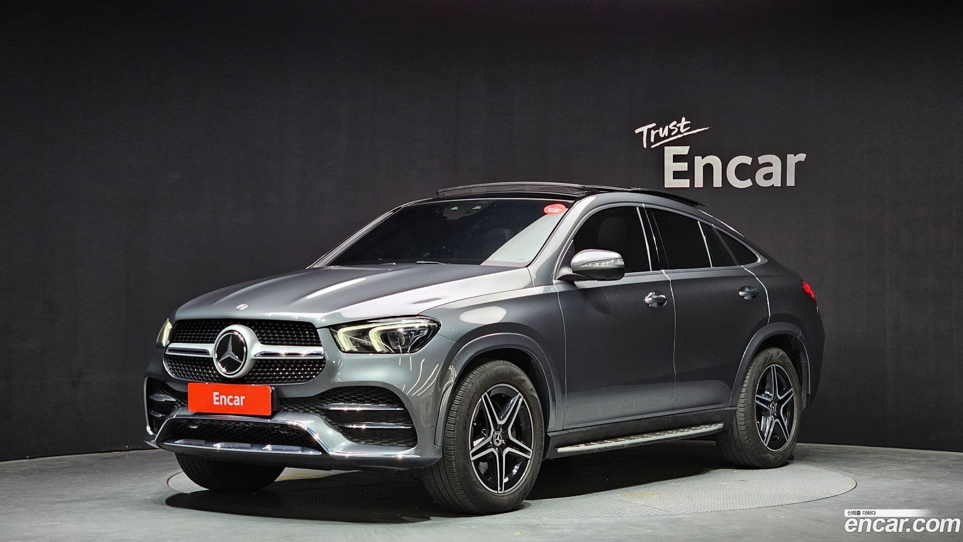 Main__Slider__Photo:GLE-Class Mercedes-Benz 2020.11-0
