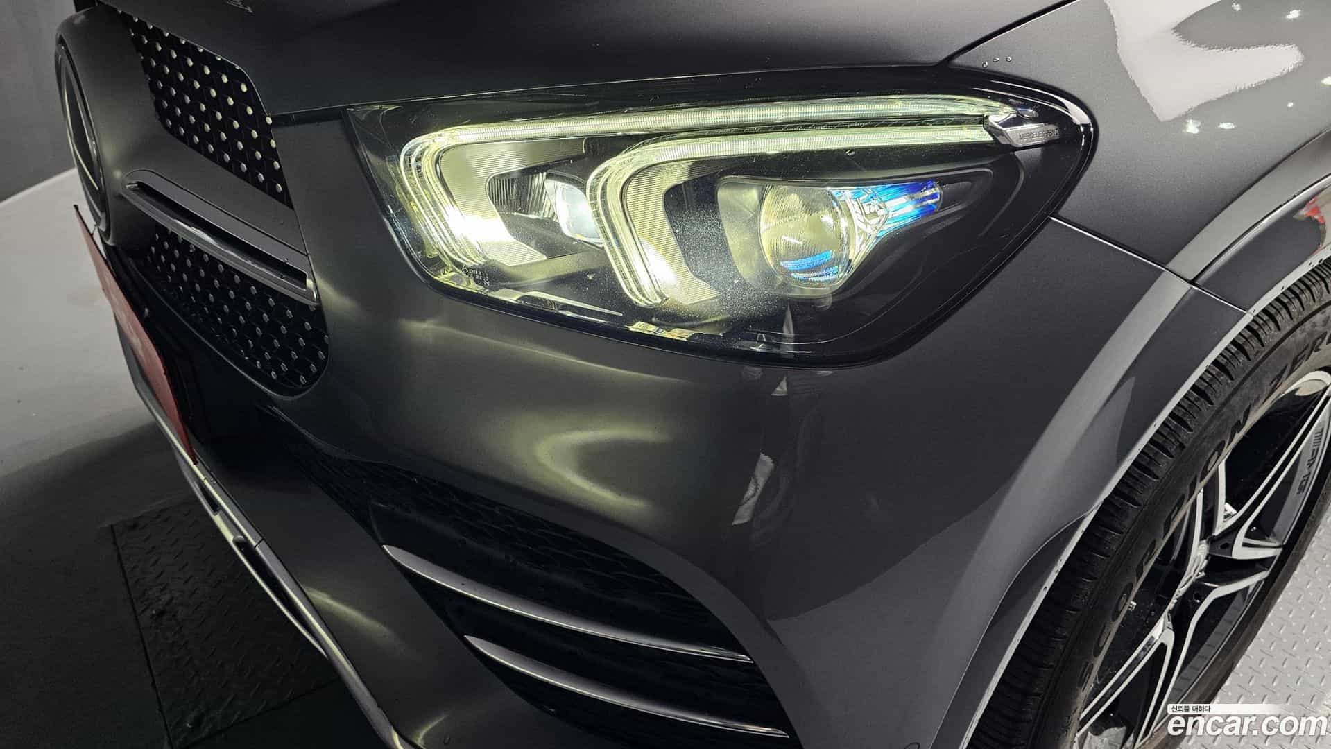 GLE-Class Mercedes-Benz 2020.11-OUTER-032