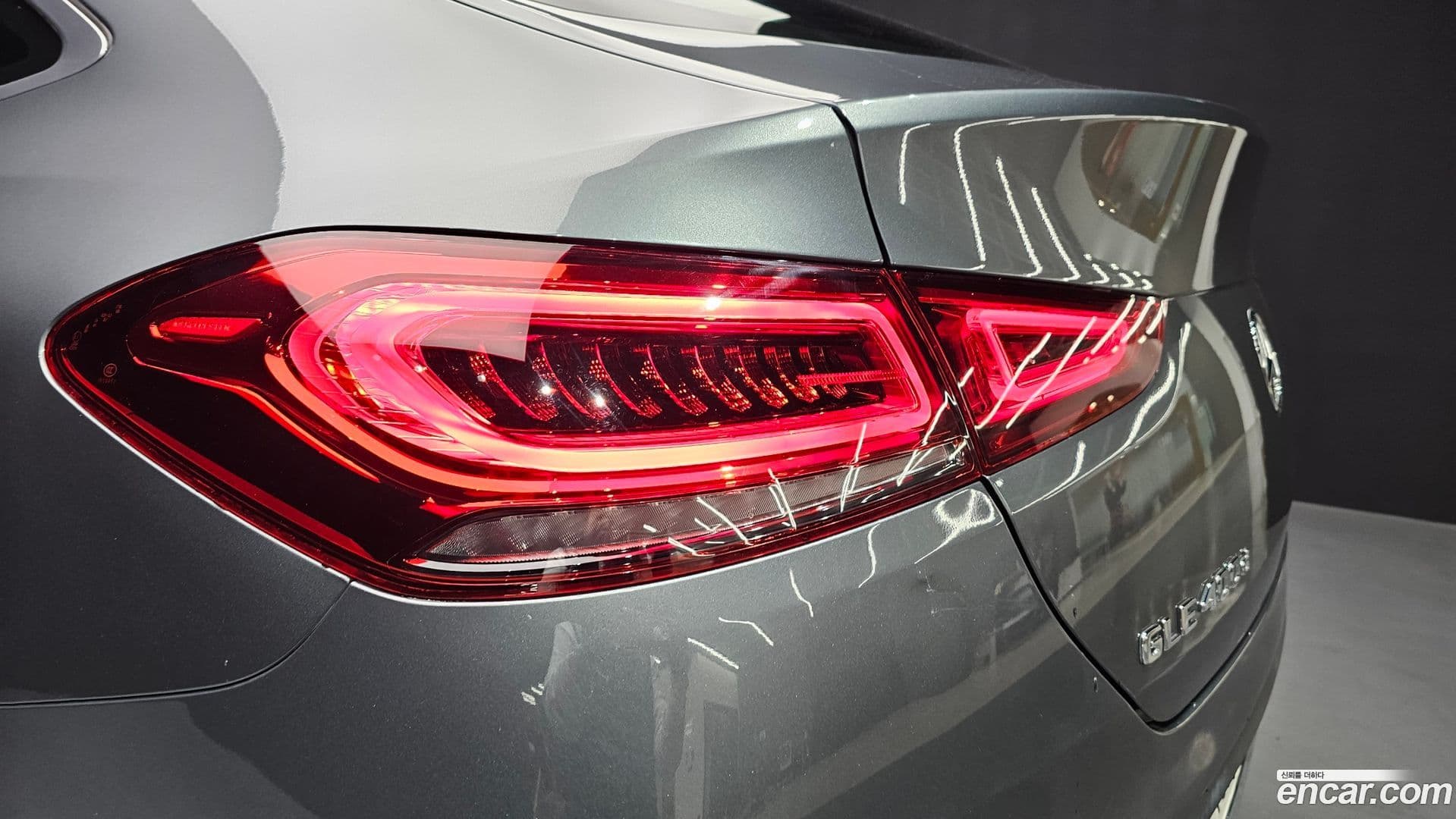 Main__Slider__Photo:GLE-Class Mercedes-Benz 2020.11-22