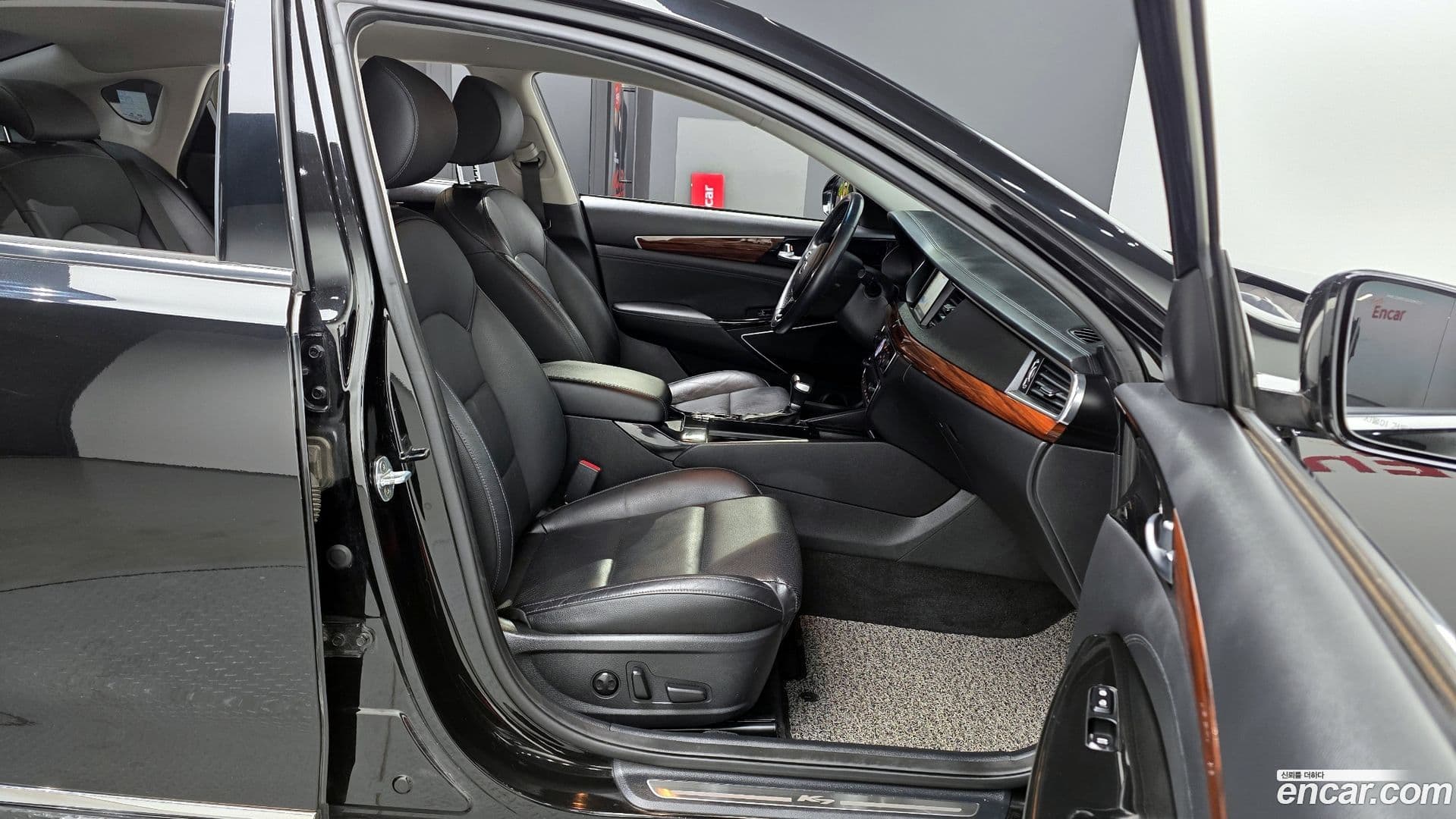 Main__Slider__Photo:K7 Kia 2017.3-10