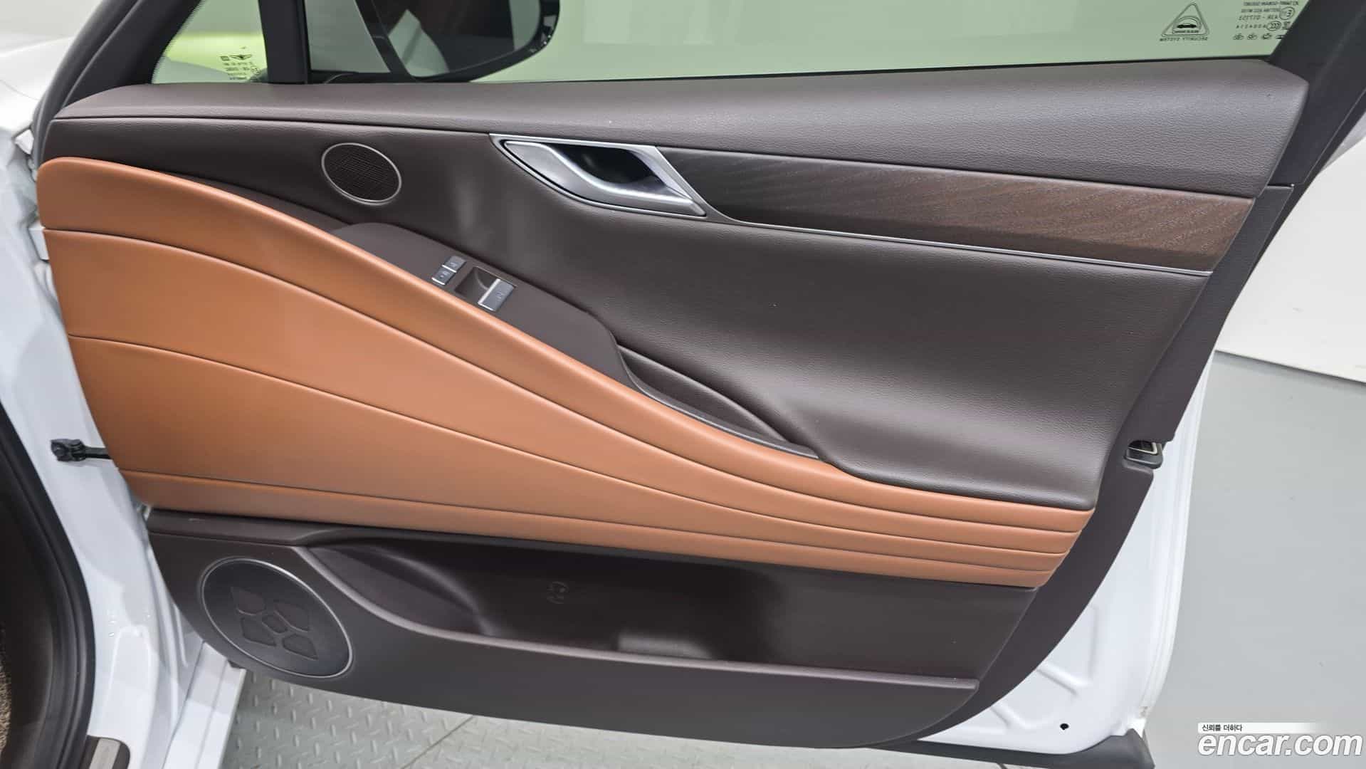 G80 Genesis 2021.8-INNER-035