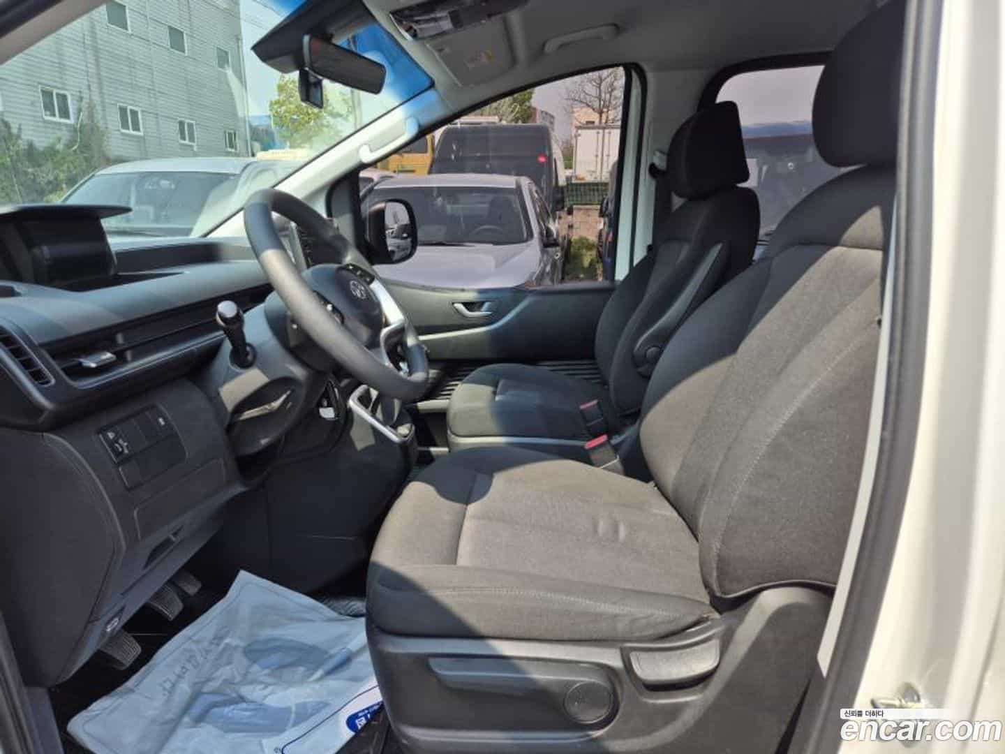 Staria Hyundai 2023.4-INNER-010