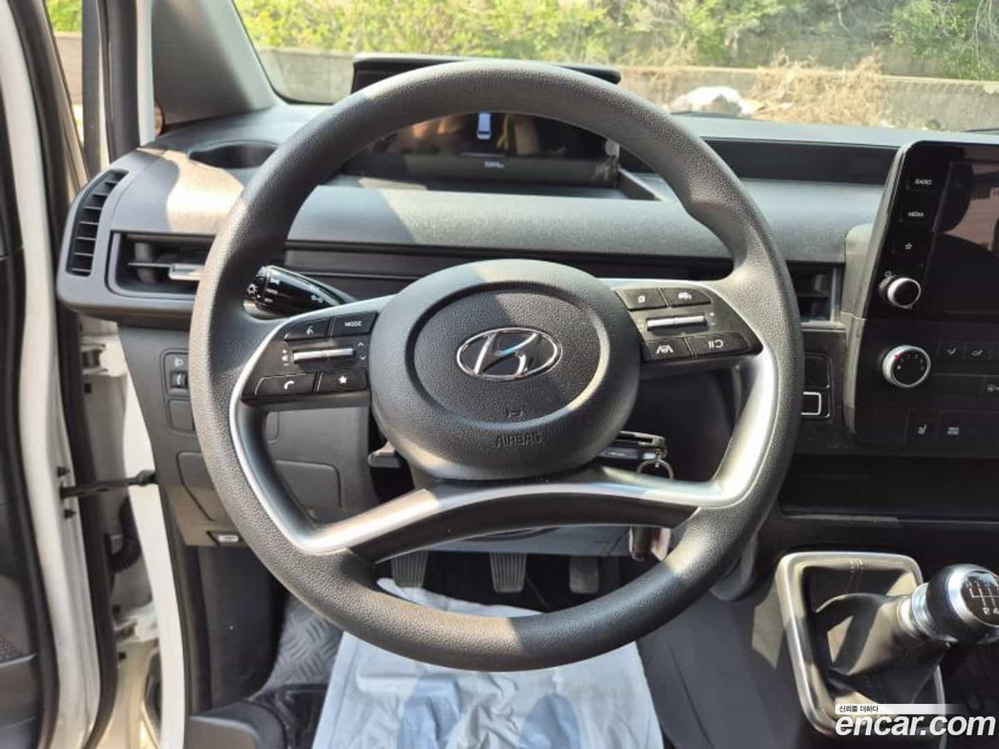 Staria Hyundai 2023.4-OPTION-017