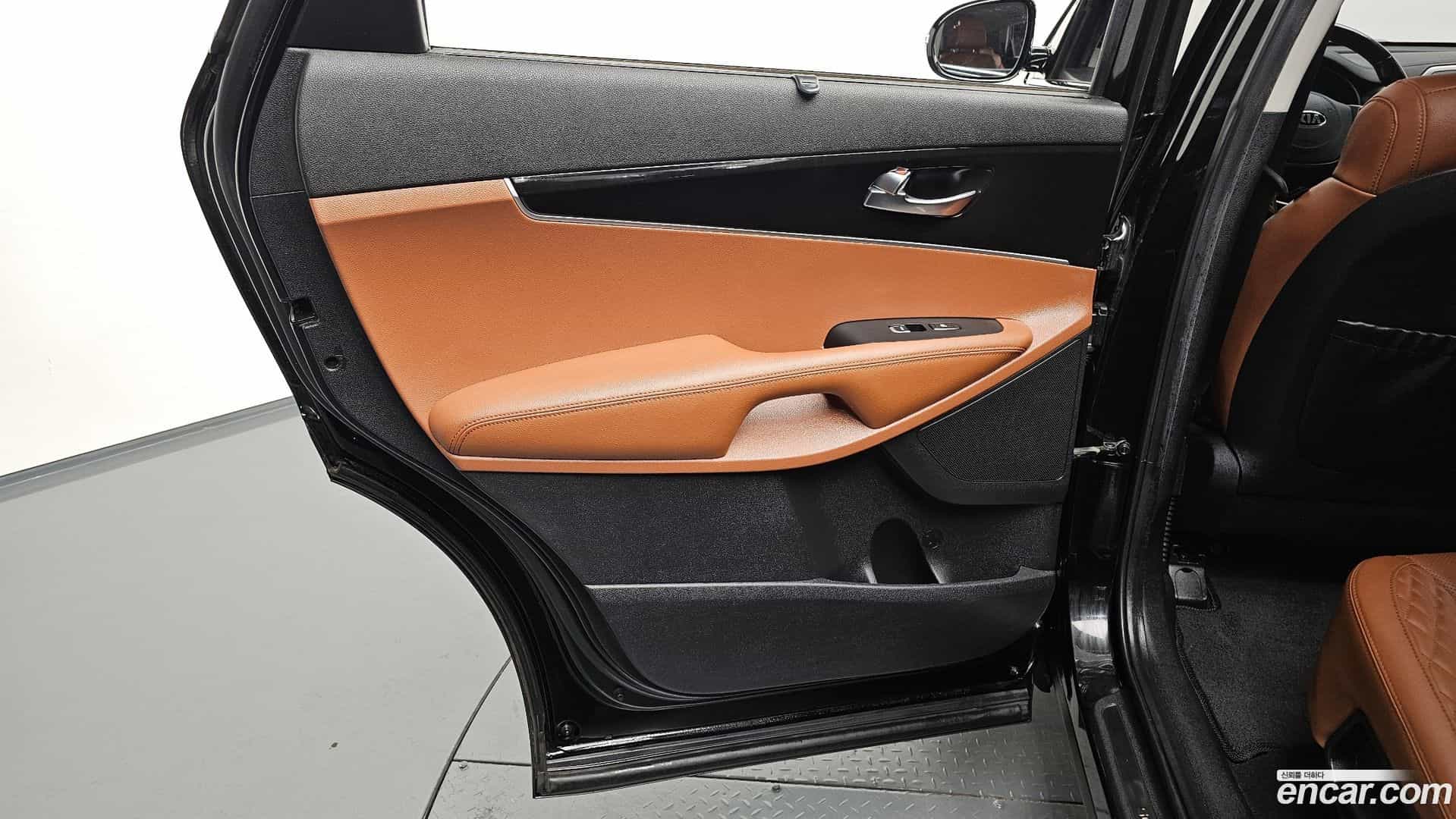 Sorento Kia 2019.9-INNER-034