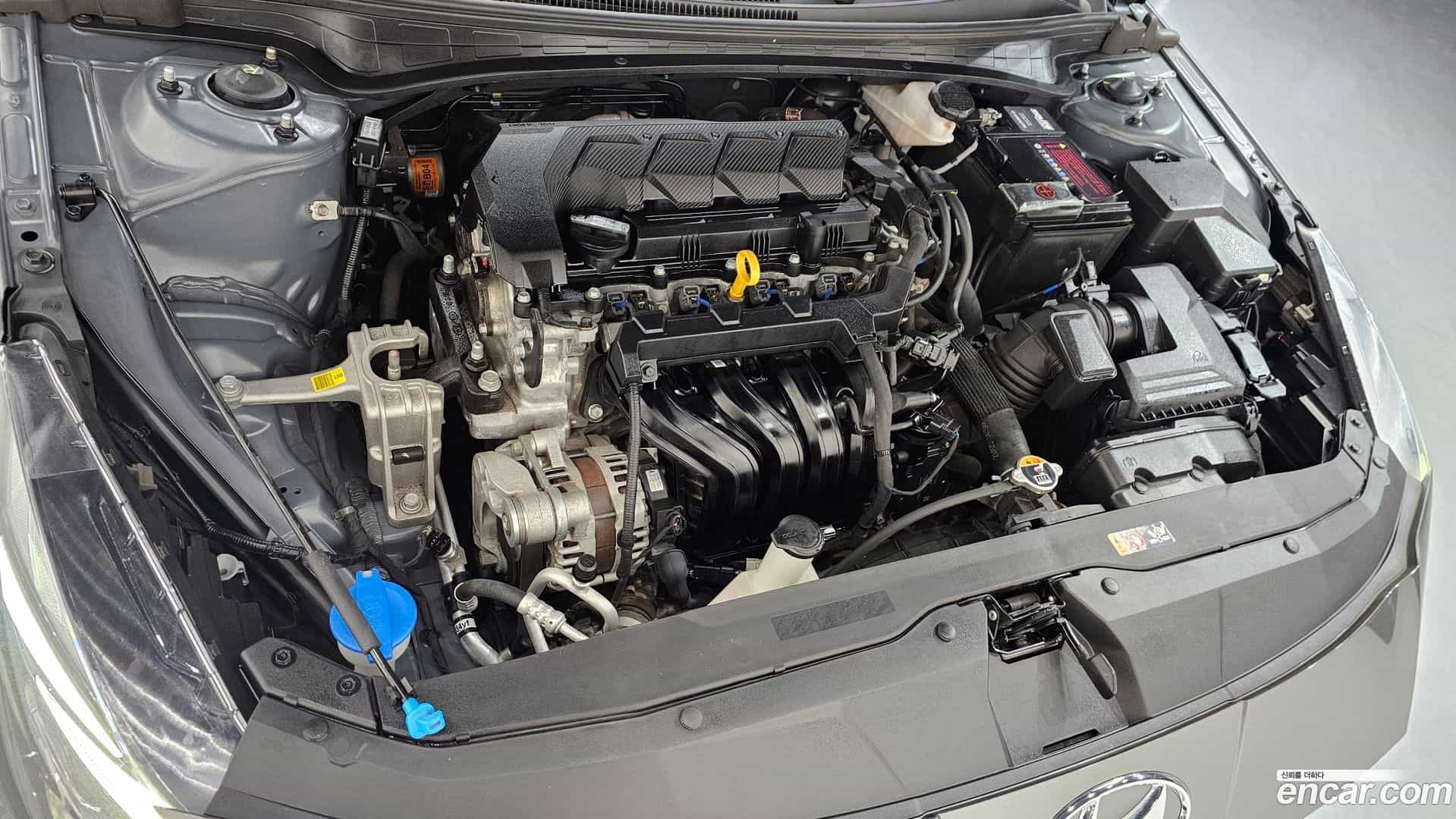 AVANTE Hyundai 2021.1-OUTER-006
