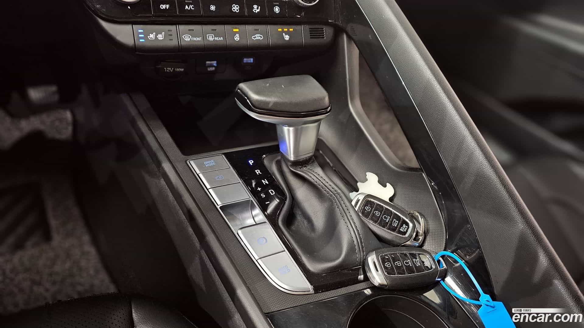 AVANTE Hyundai 2021.1-INNER-009