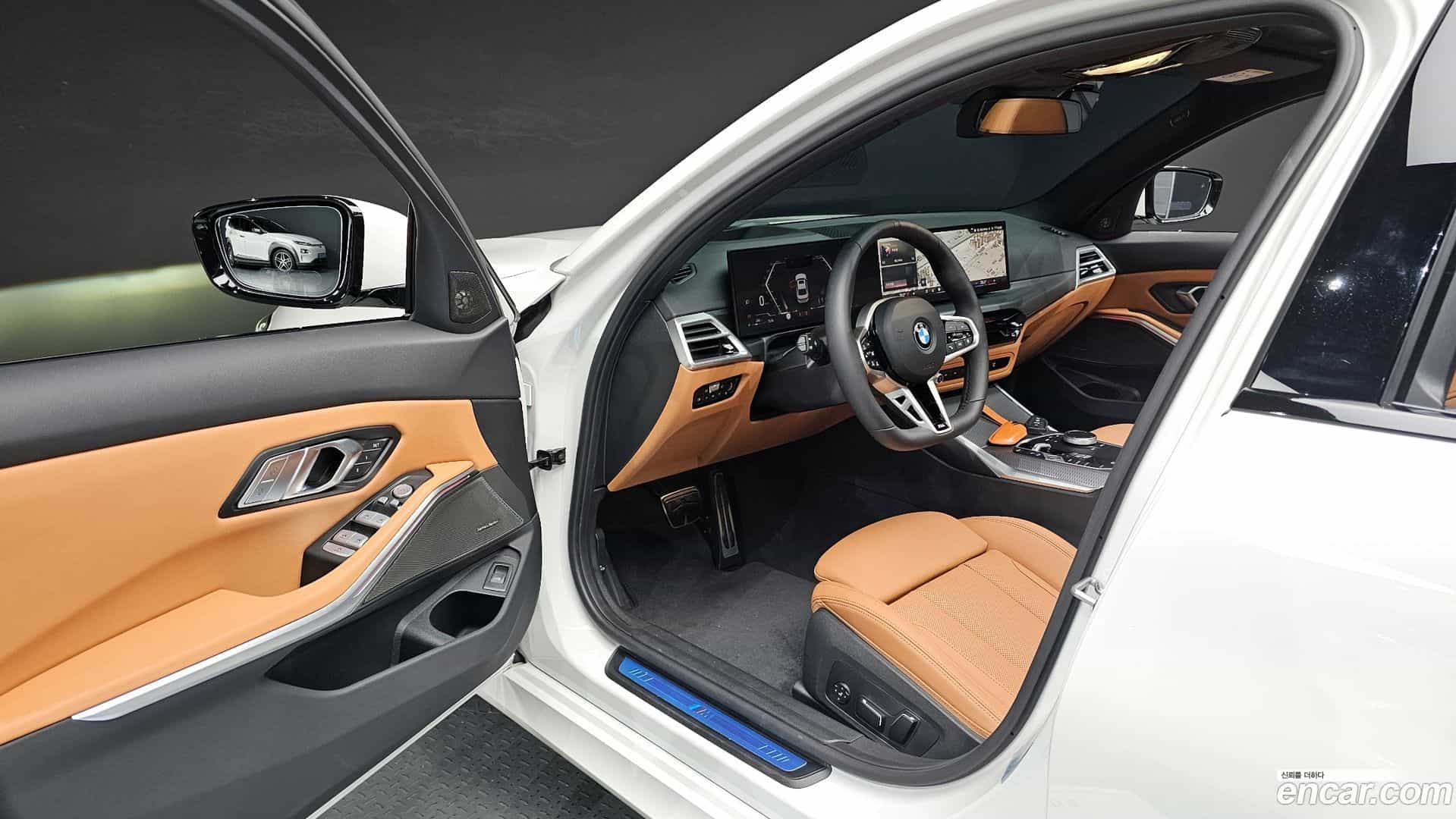 3-Series BMW 2025.10-INNER-010