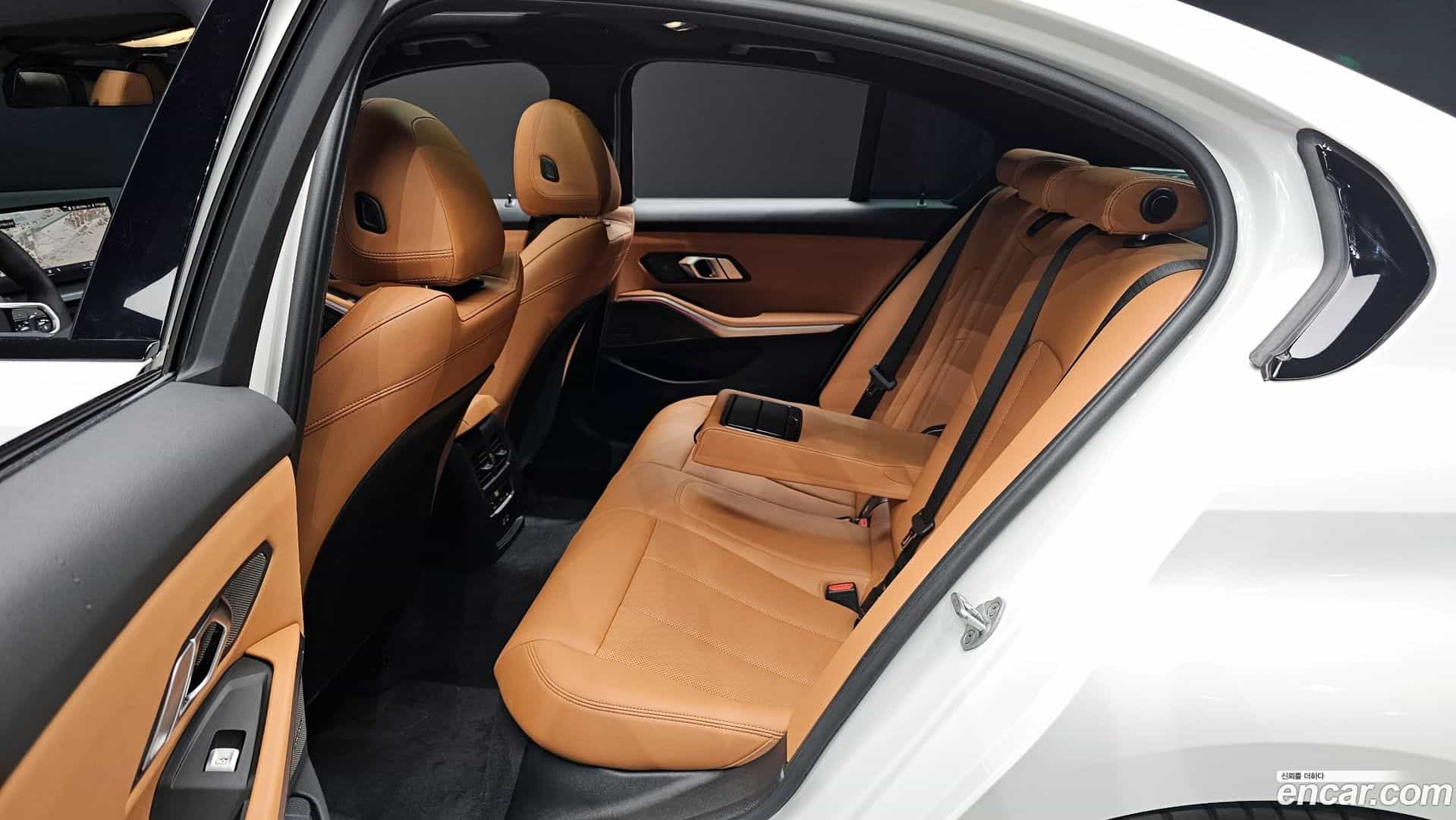 3-Series BMW 2025.10-OPTION-015