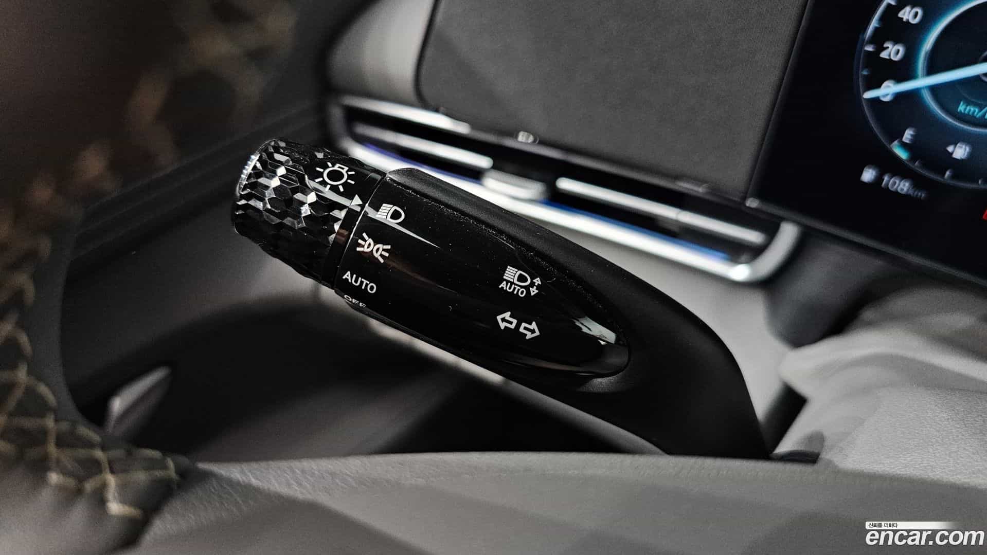 AVANTE Hyundai 2024.9-OPTION-024