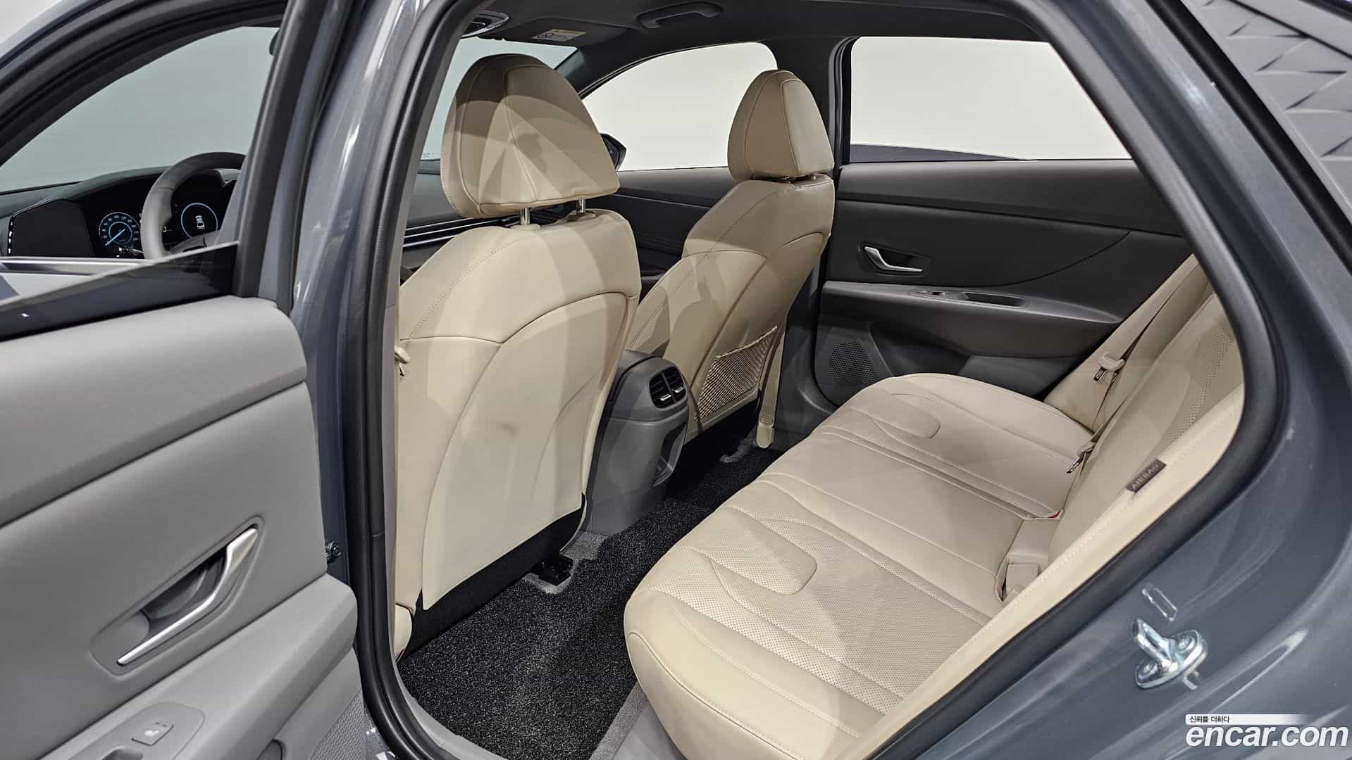AVANTE Hyundai 2024.9-INNER-036