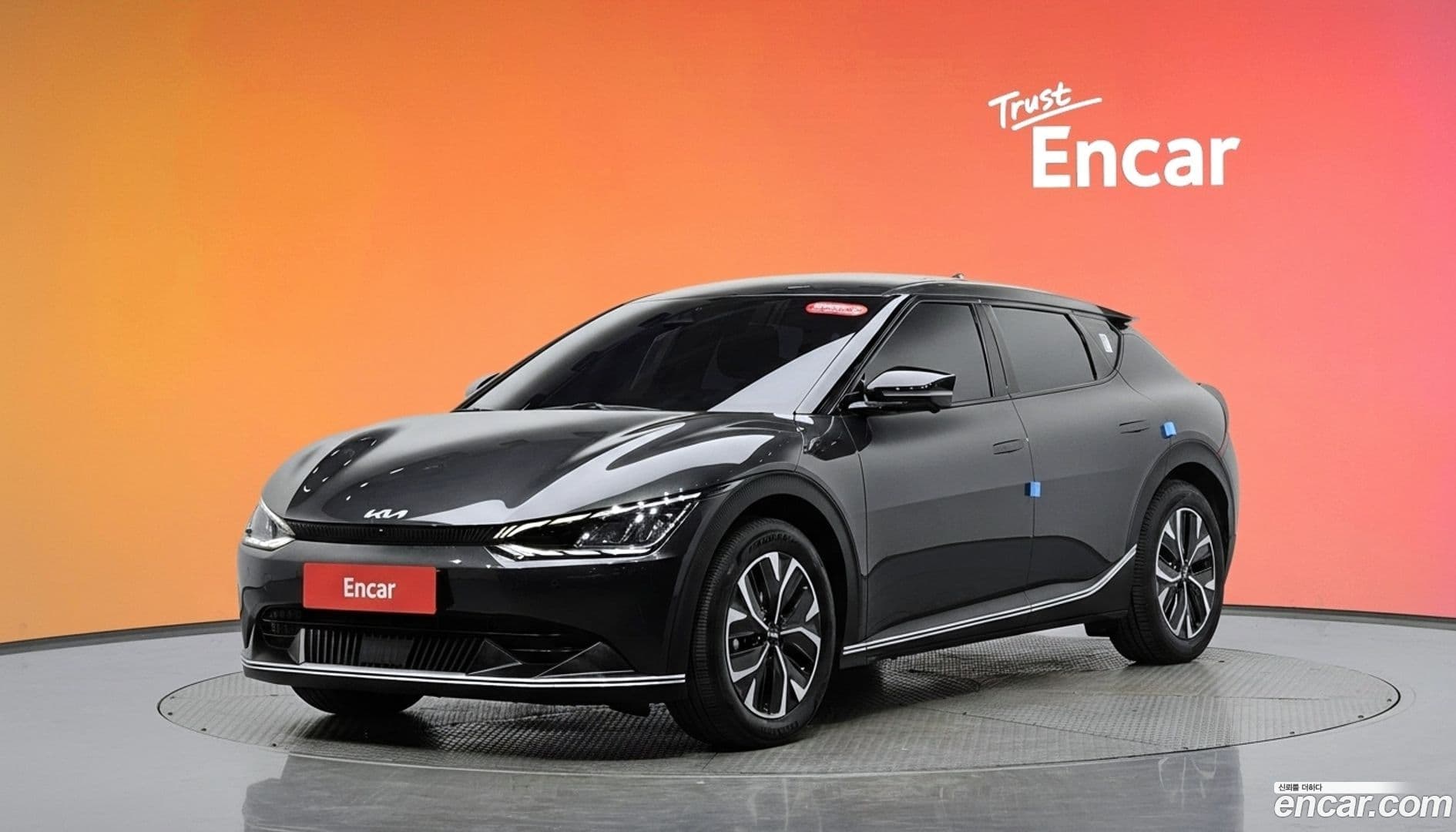 Main__Slider__Photo:EV6 Kia 2022.9-0