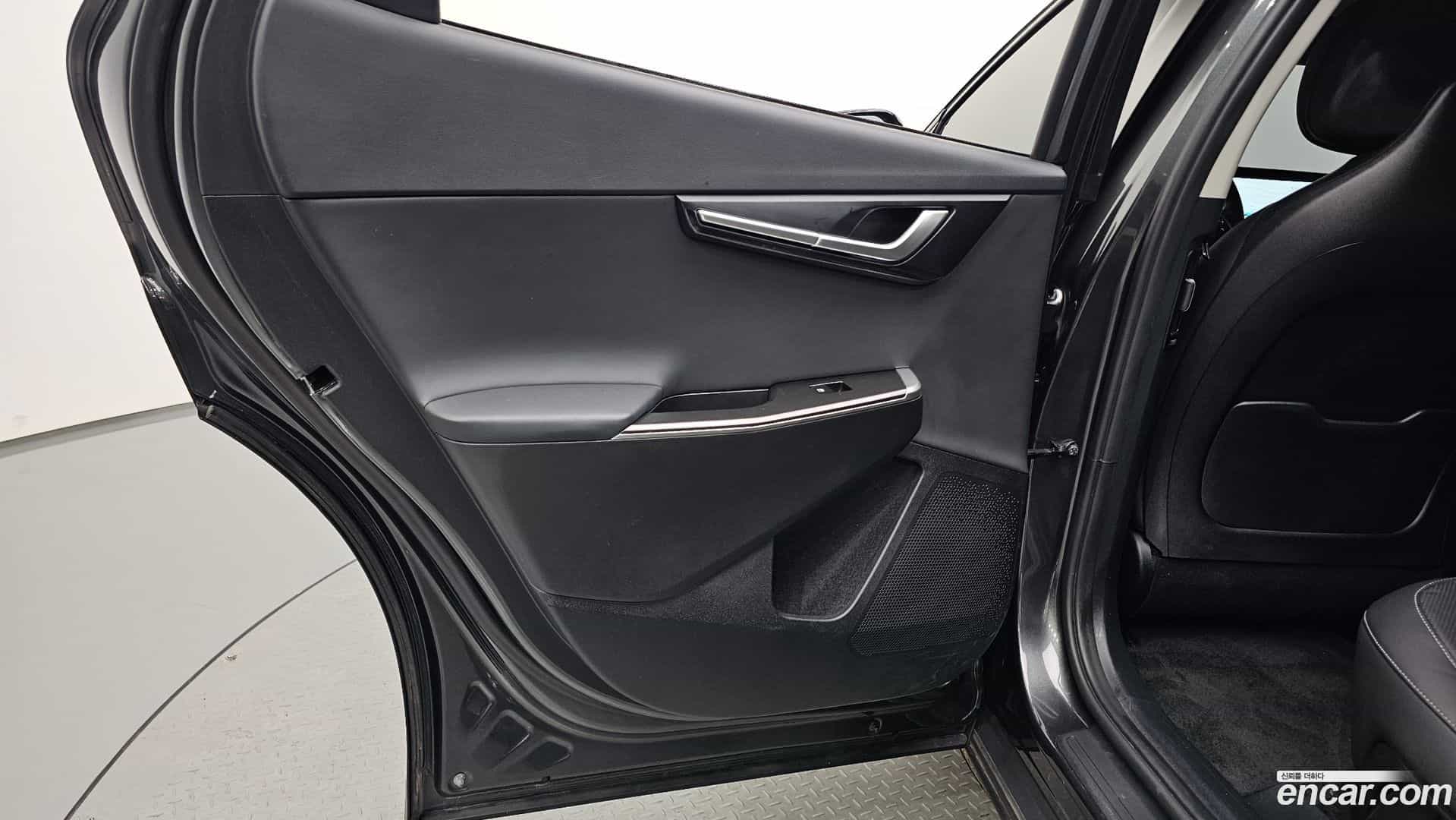 EV6 Kia 2022.9-INNER-035