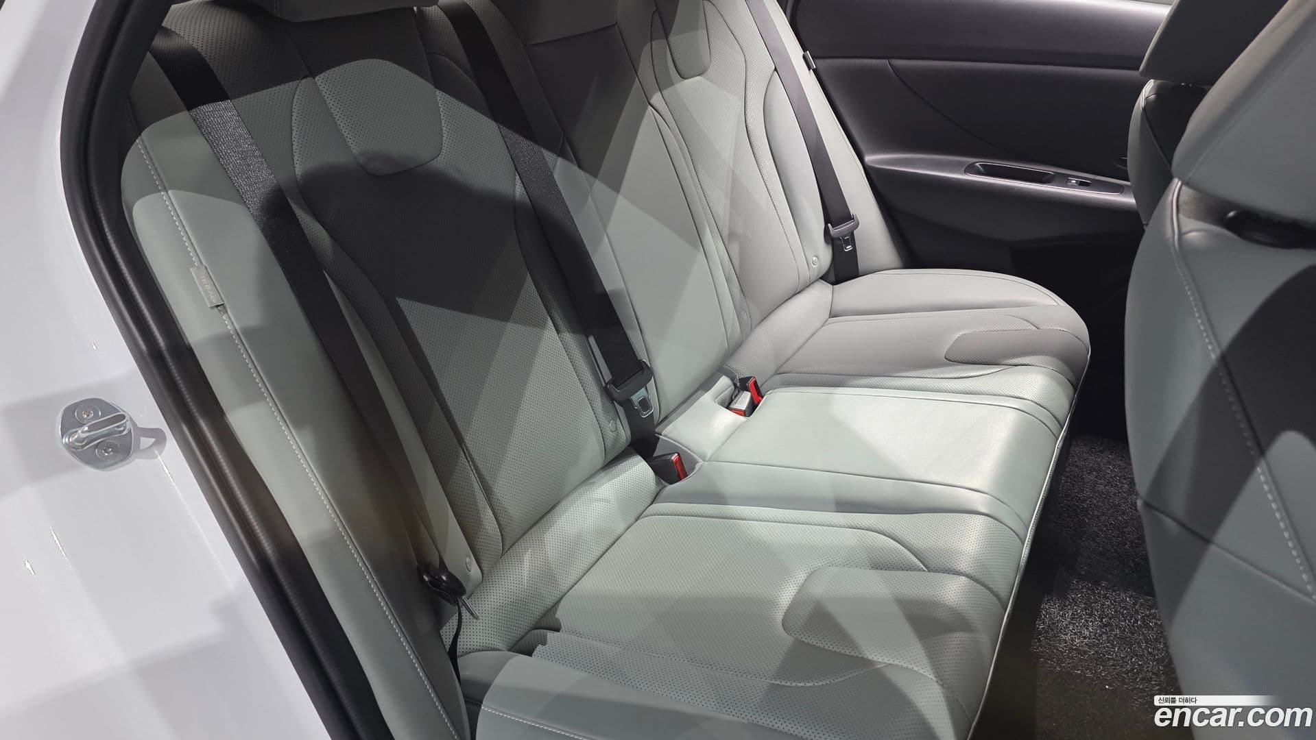 Main__Slider__Photo:AVANTE Hyundai 2023.5-10