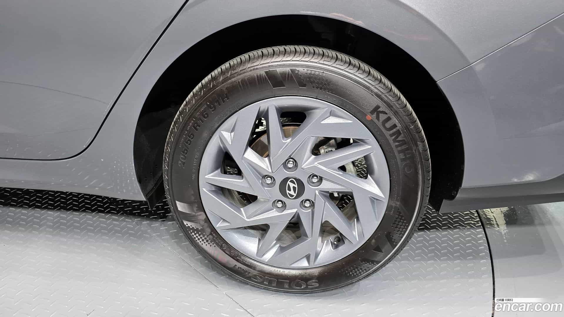 AVANTE Hyundai 2025.1-OUTER-031