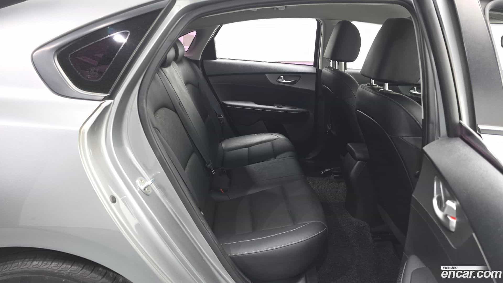 K3 Kia 2019.4-OPTION-016