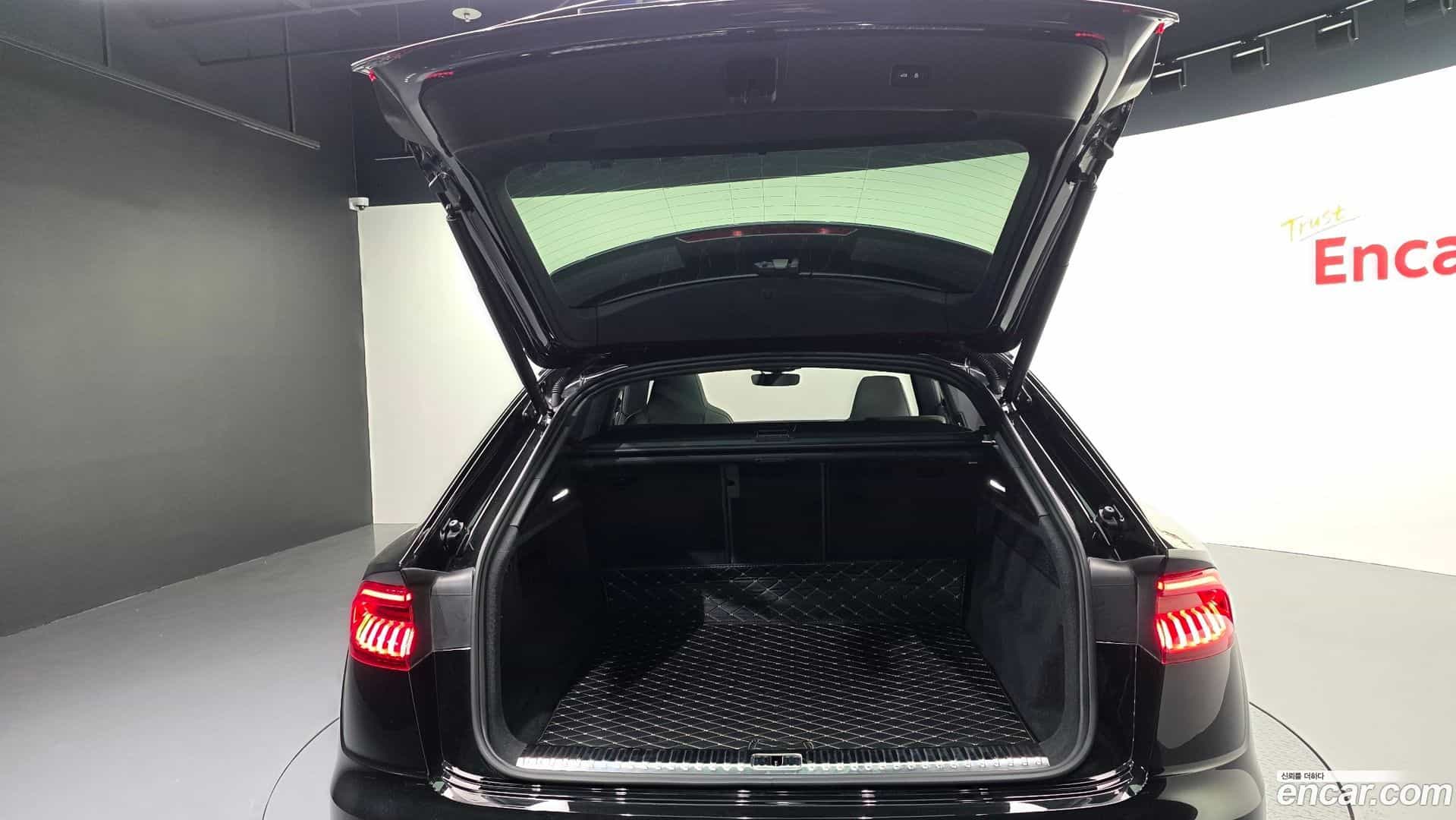 Q8 Audi 2023.11-OPTION-048