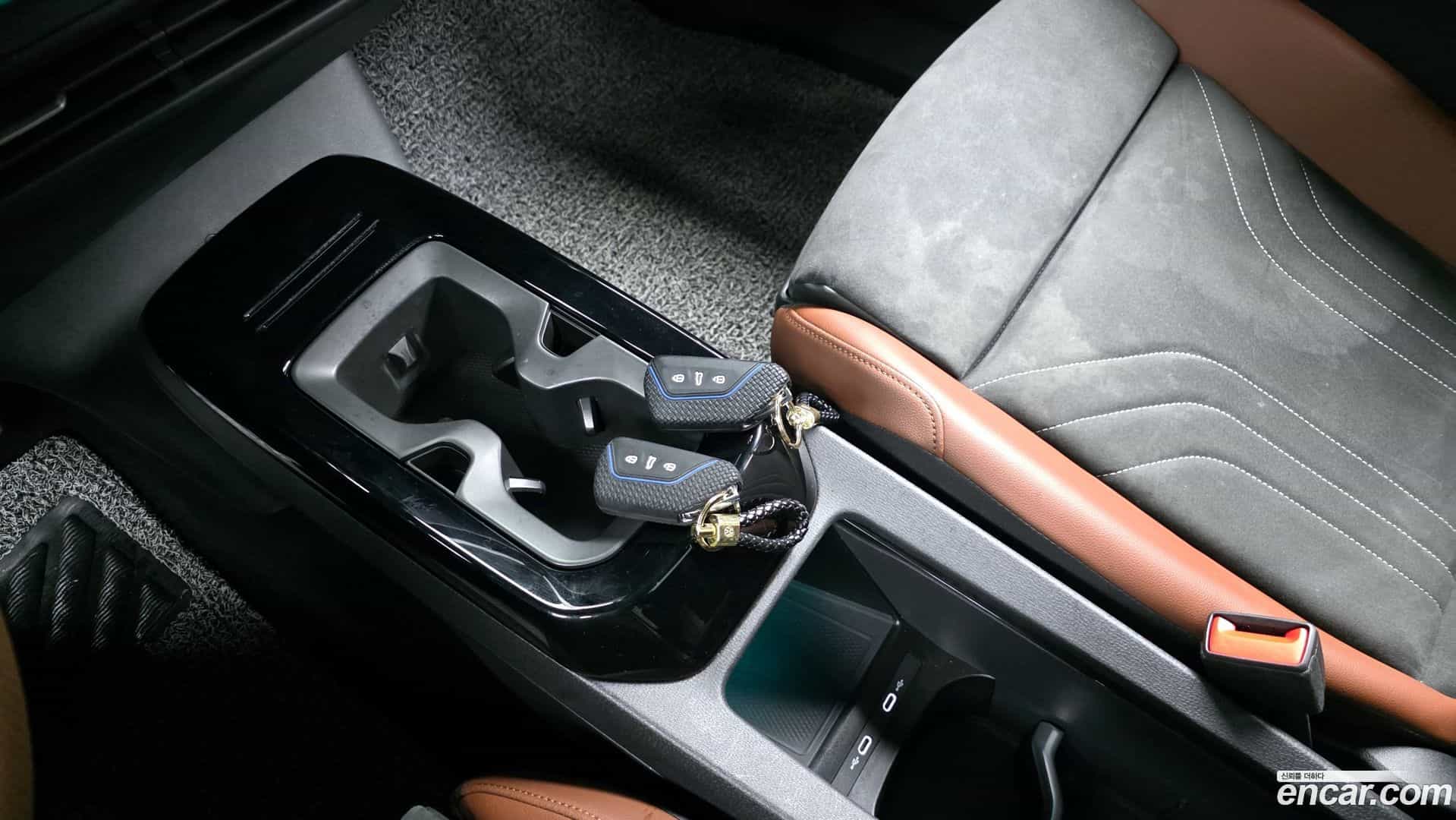 ID.4 Volkswagen 2023.11-INNER-009