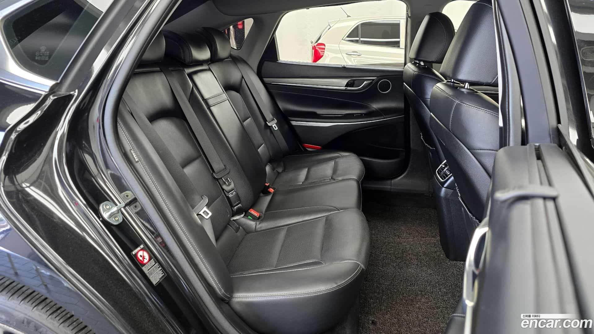 Grandeur Hyundai 2019.8-OPTION-016