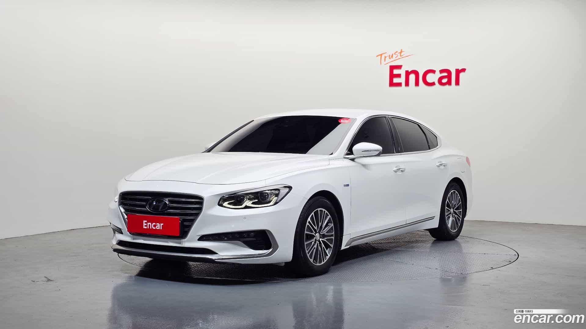 Grandeur Hyundai 2017.6-OUTER-001