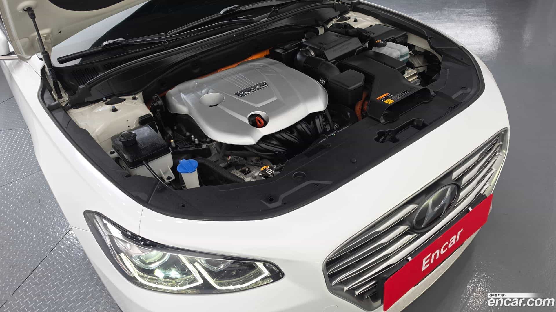 Grandeur Hyundai 2017.6-OUTER-006
