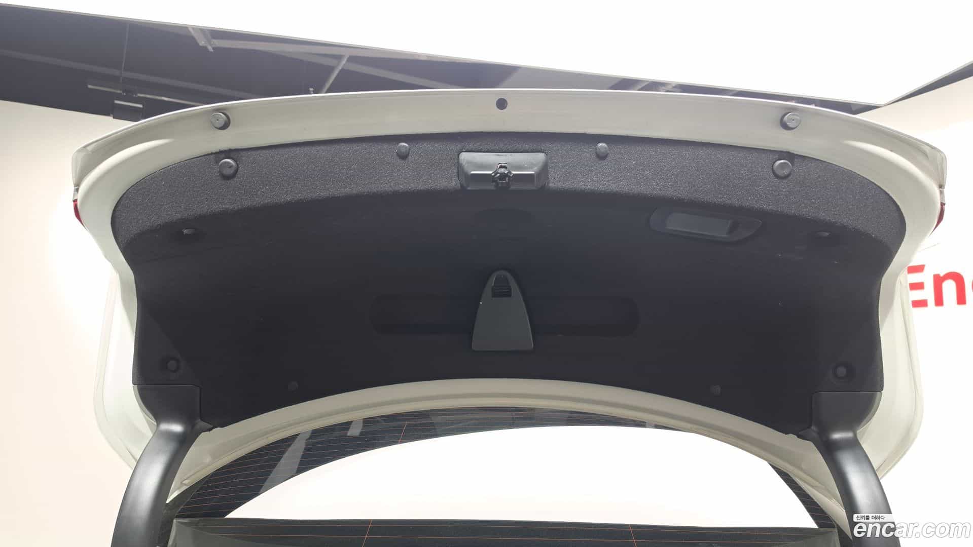Grandeur Hyundai 2017.6-OPTION-021