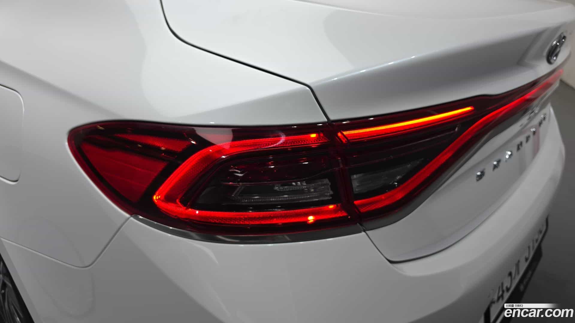 Grandeur Hyundai 2017.6-OUTER-033