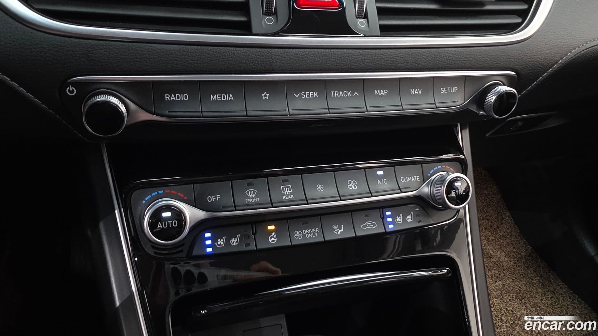 Main__Slider__Photo:Grandeur Hyundai 2017.6-30