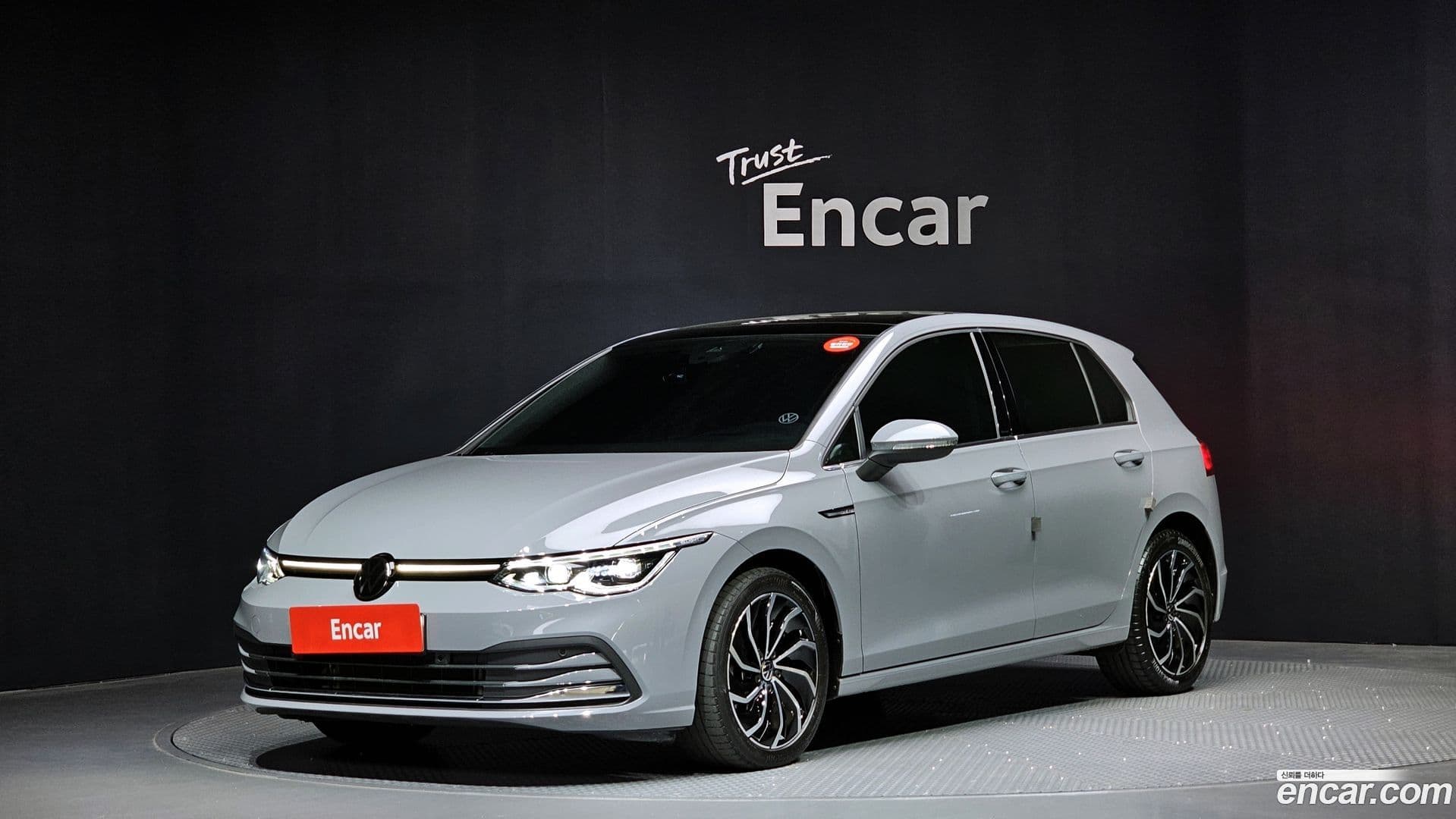 Main__Slider__Photo:Golf Volkswagen 2023.6-0
