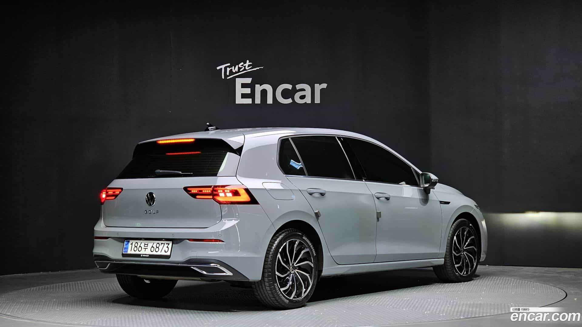 Golf Volkswagen 2023.6-OUTER-002