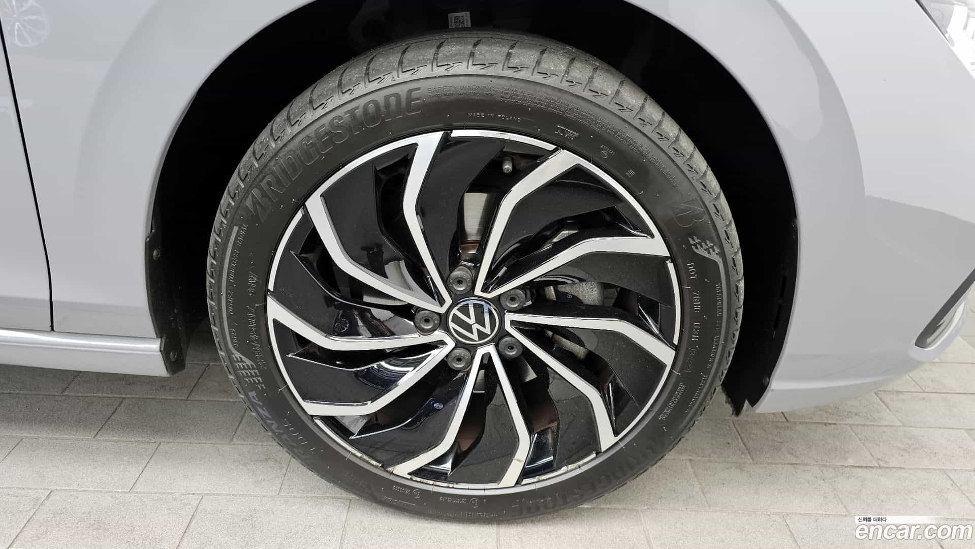 Golf Volkswagen 2023.6-OUTER-031