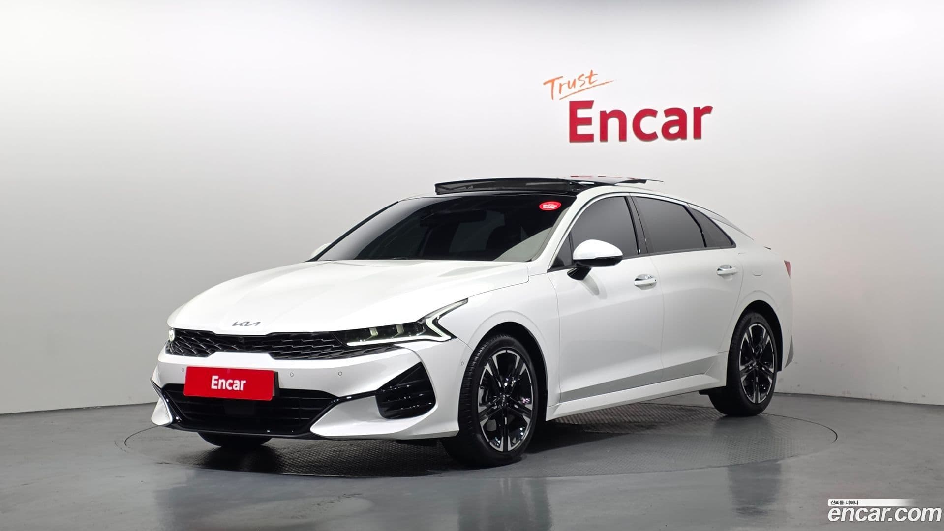 Main__Slider__Photo:K5 Kia 2023.11-0