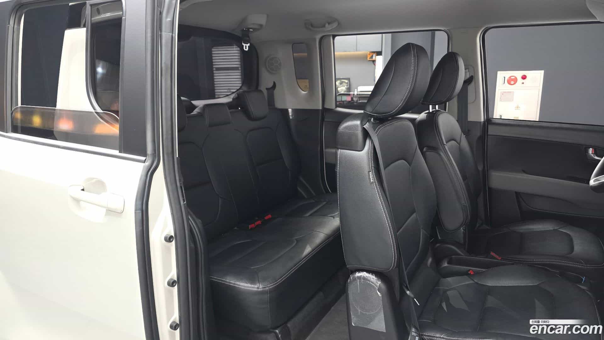 RAY Kia 2023.6-OPTION-016