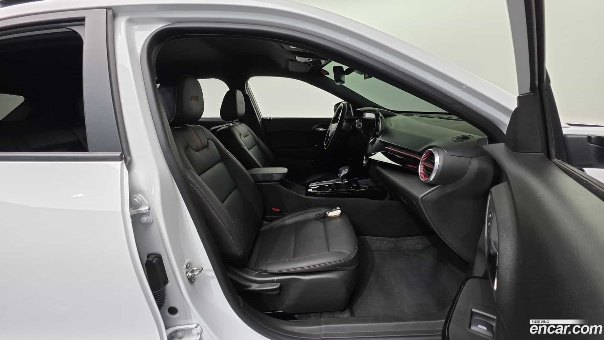 Trax Chevrolet 2023.6-INNER-010