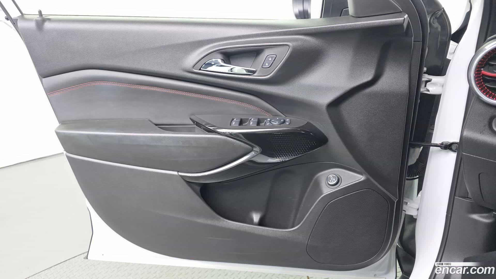 Trax Chevrolet 2023.6-INNER-034