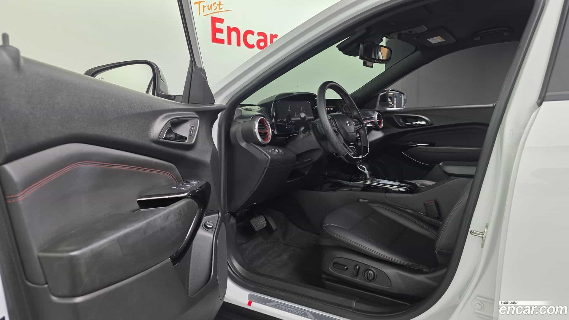 Trax Chevrolet 2023.6-INNER-036