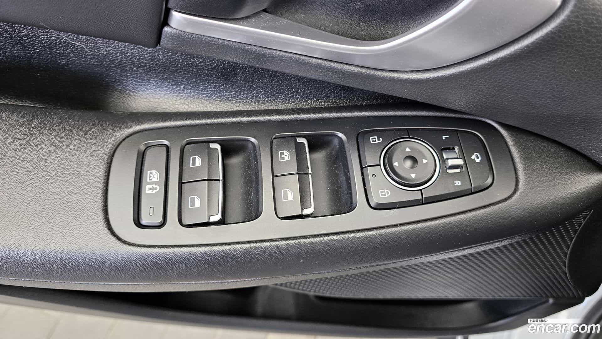 Sonata Hyundai 2022.0-OPTION-040
