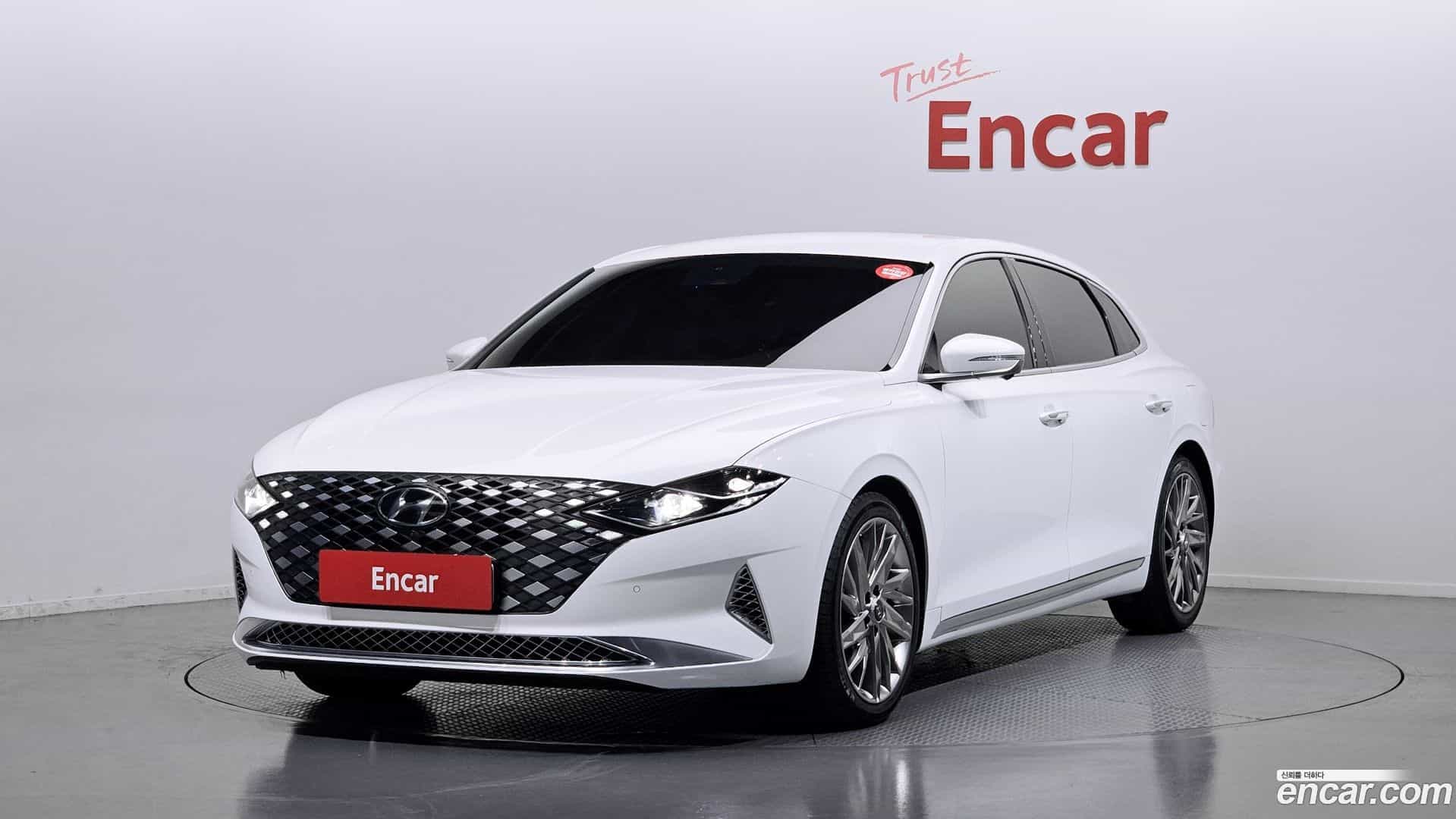 Grandeur Hyundai 2020.5-OUTER-001