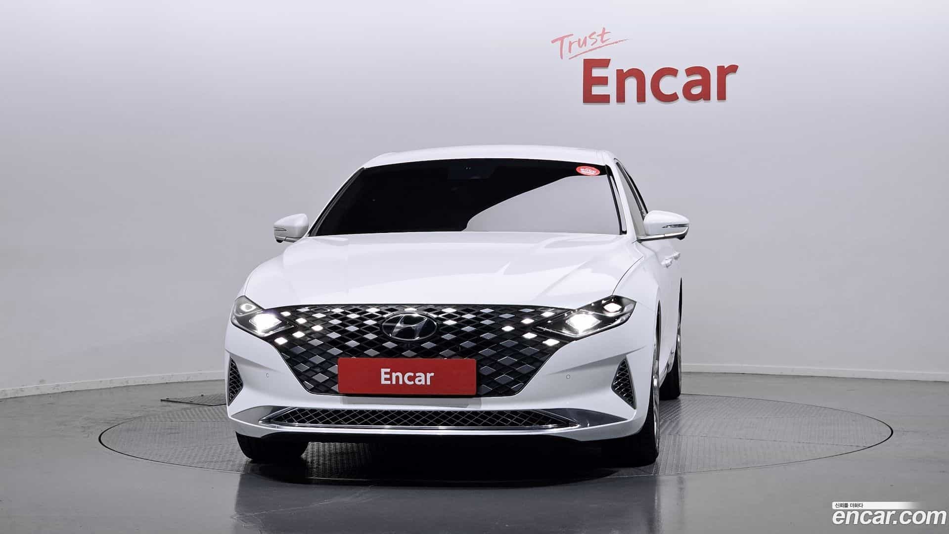 Grandeur Hyundai 2020.5-OUTER-003