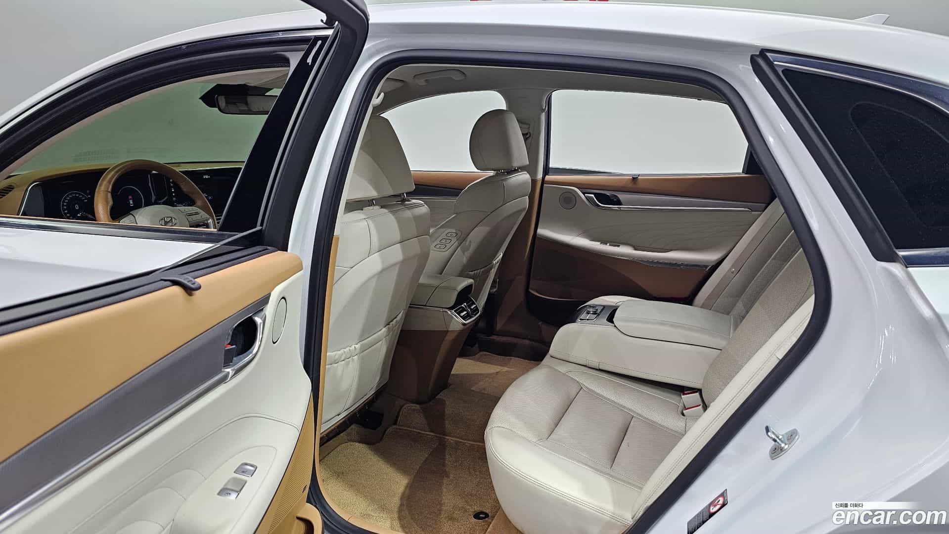 Grandeur Hyundai 2020.5-OPTION-015